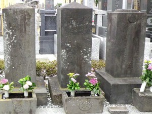 伊庭八郎の墓